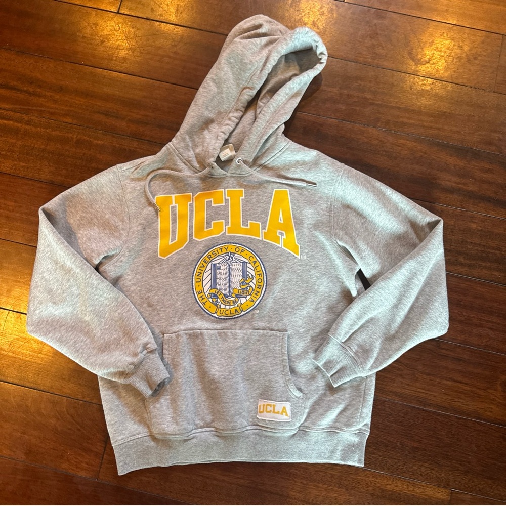 H&M UCLA University Of California Gray Hoodie Sweater Small